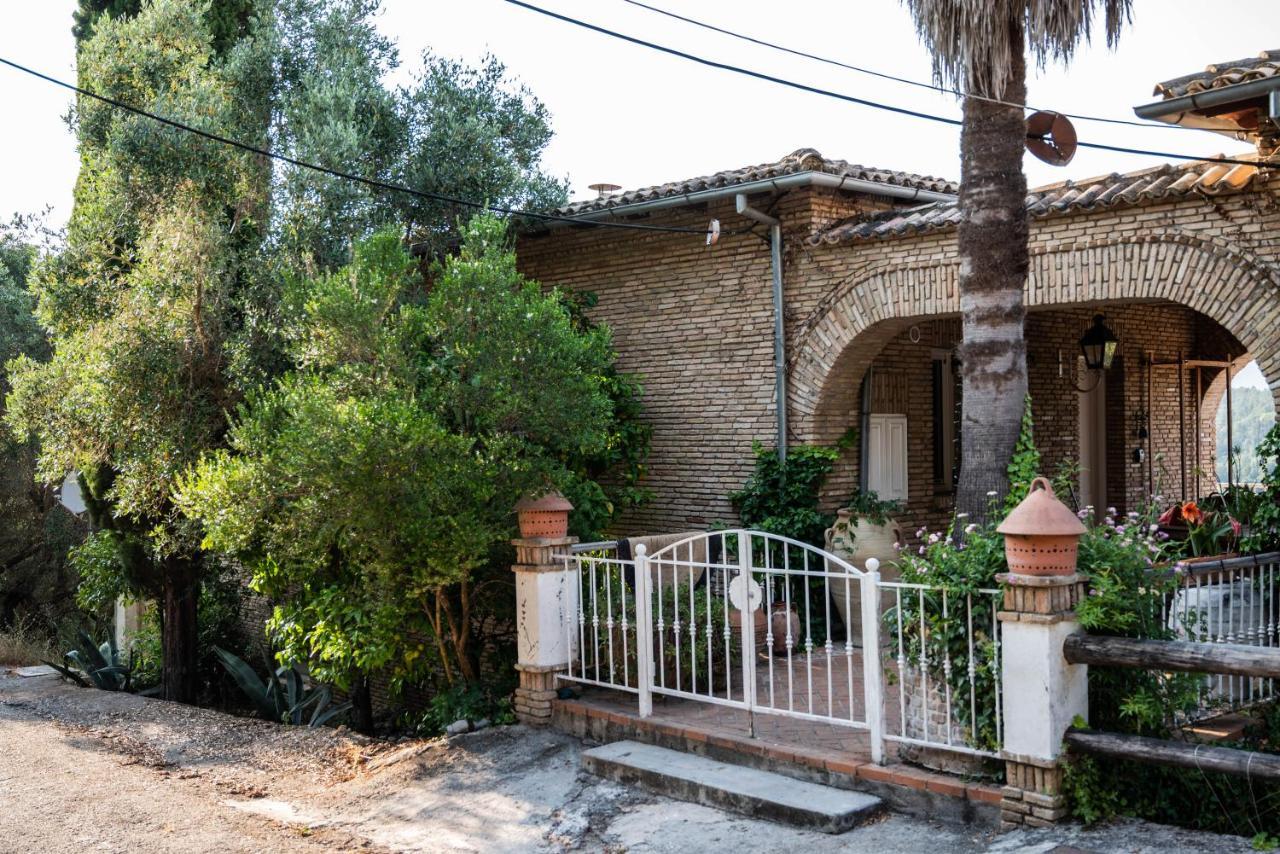 Elena , Vatos, Corfu * Vátos